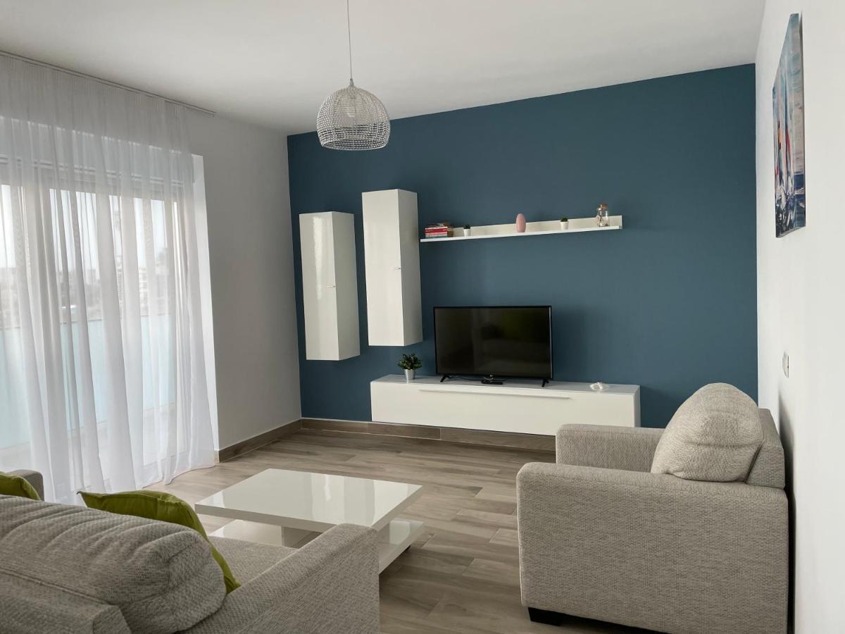 Vela Luxury Sea View Apartments - Marina Surf Navodari Exterior photo
