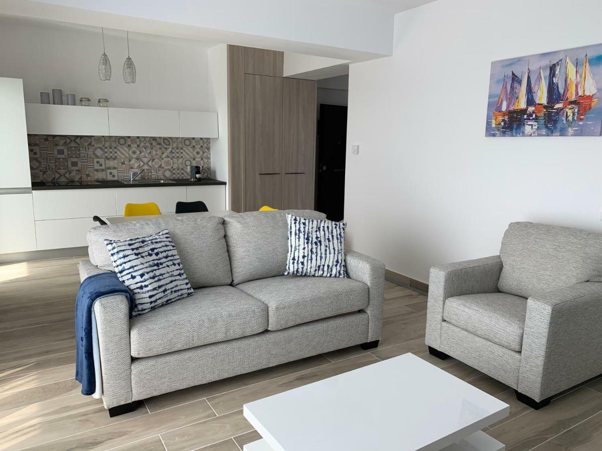 Vela Luxury Sea View Apartments - Marina Surf Navodari Exterior photo
